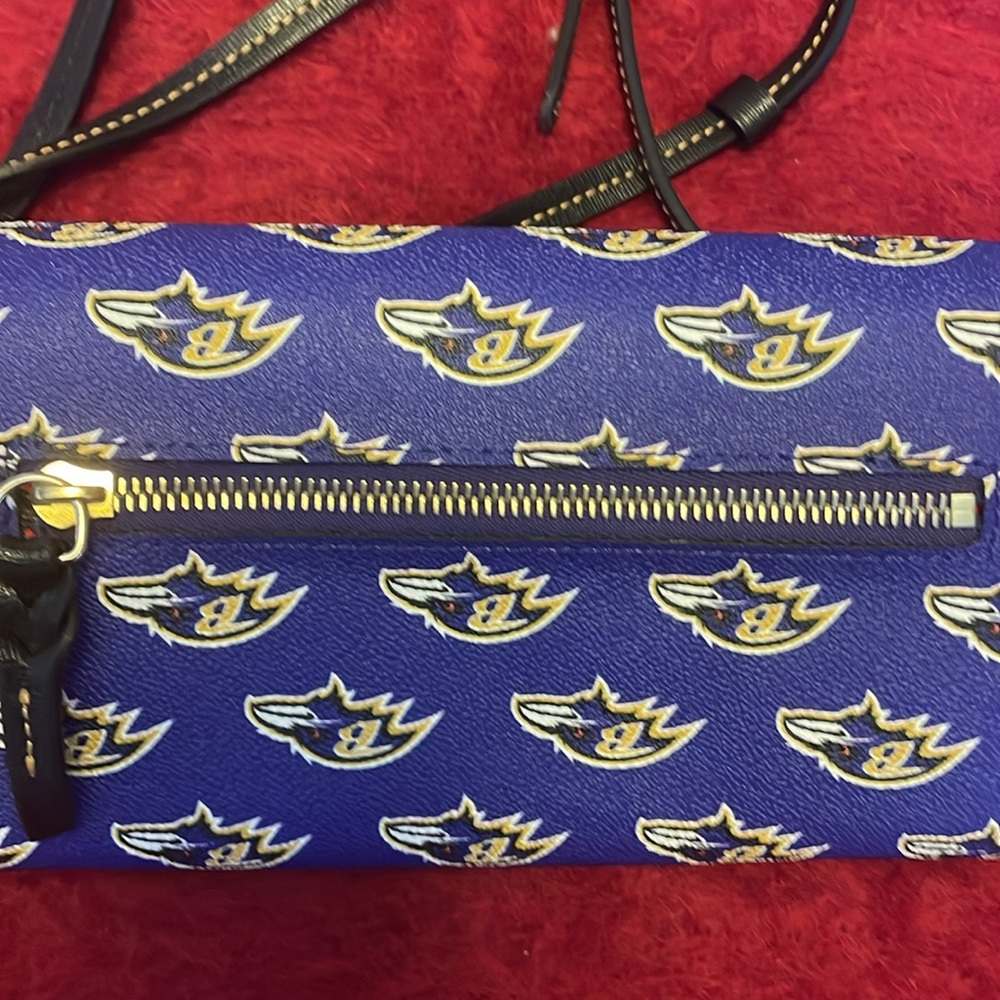 DOONEY & BOURKE NFL DAPHNE RAVENS LOGO WALLET CROSSBODY BAG CLUTCH PURPLE BLUE - Picture 12 of 15